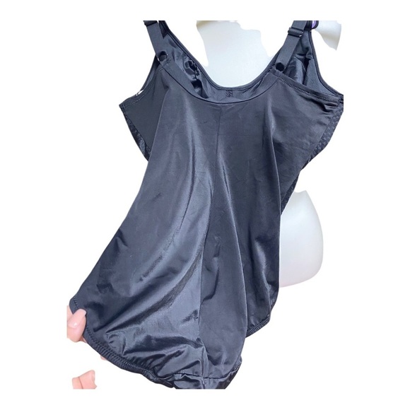 NWT Bali DF1009 38D Comfort Body Shaper With Built-in Minimizer Size Black - Picture 3 of 6